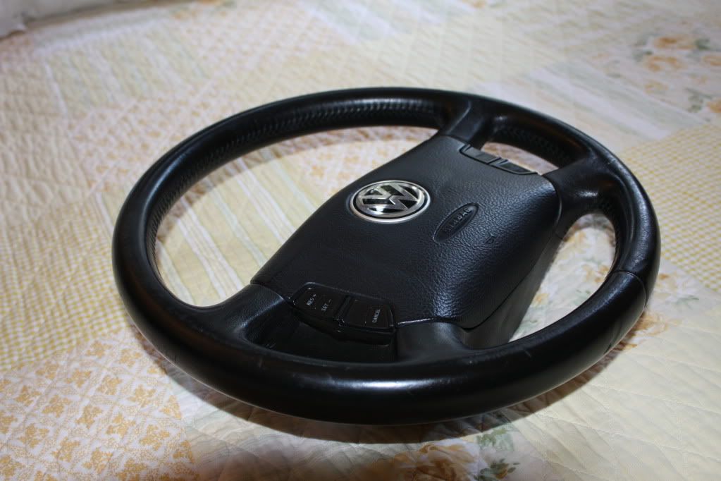 Is it possible to remove steering wheel emblem? VW Vortex