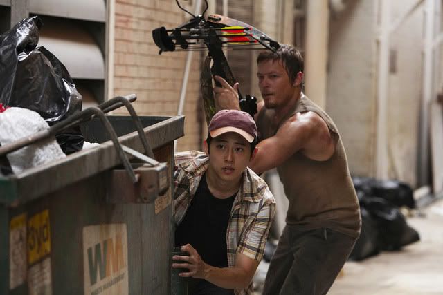 http://i98.photobucket.com/albums/l249/ranierranier/steve-yeun-wd.jpg