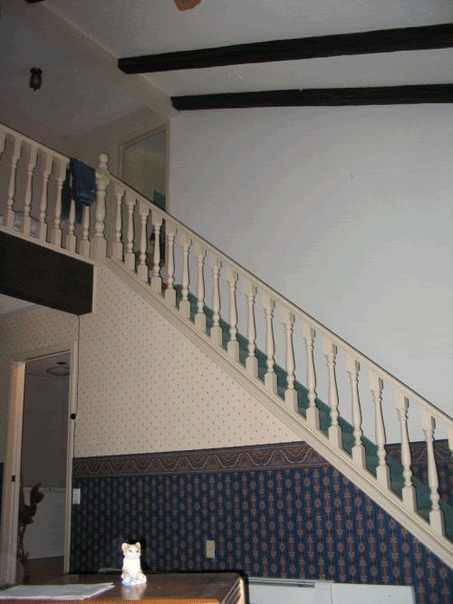 viewupstairs.gif