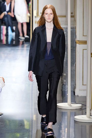  photo hbz-Celine-pfw13-01-lgn.jpg