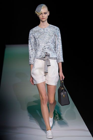  photo hbz-Giorgio-Armani-mfw13-02-lgn.jpg
