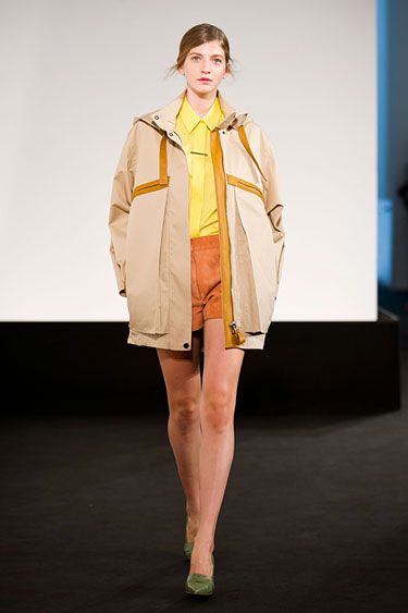  photo hbz-Hermes-pfw13-02-lgn.jpg