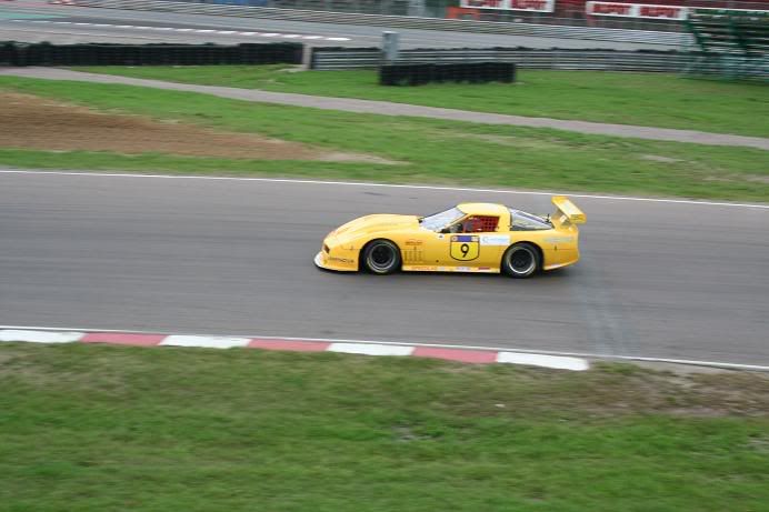 http://i98.photobucket.com/albums/l255/Freddeponken/Corvette1.jpg