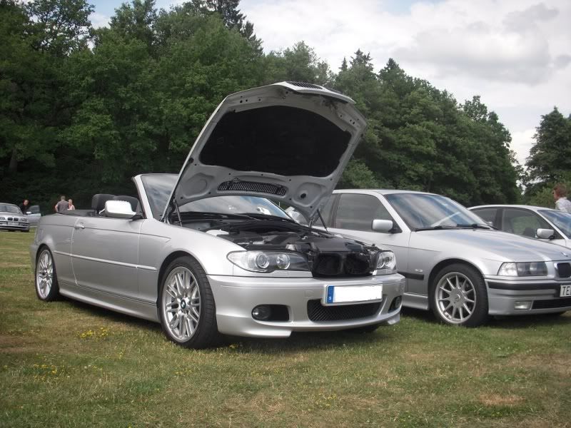 http://i98.photobucket.com/albums/l255/Freddeponken/bmw1-2.jpg