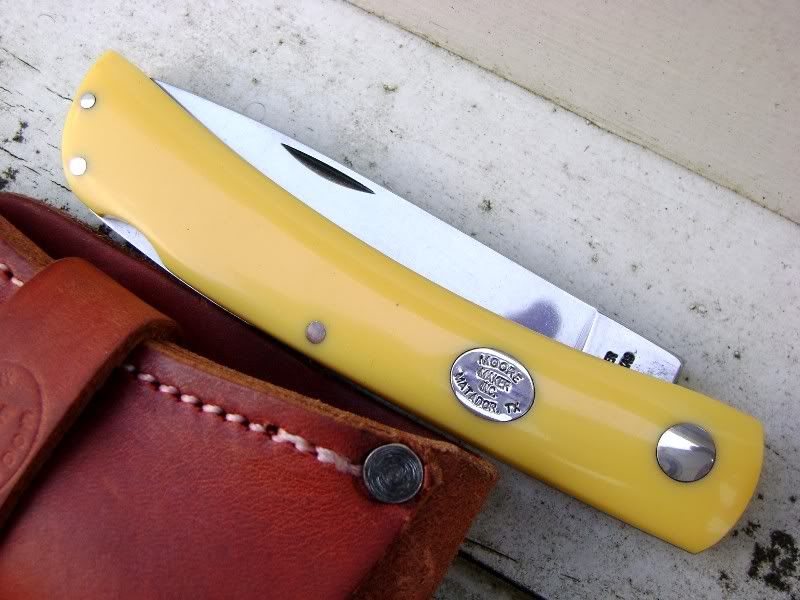 Moore Maker large locking Sodbuster