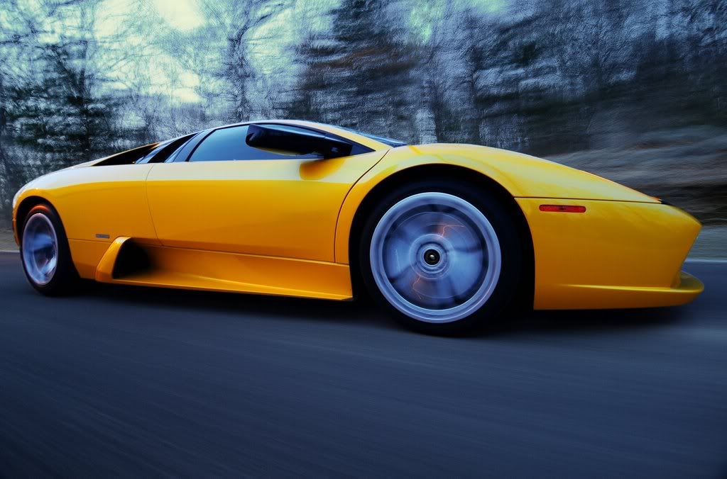 Lambo1.jpg