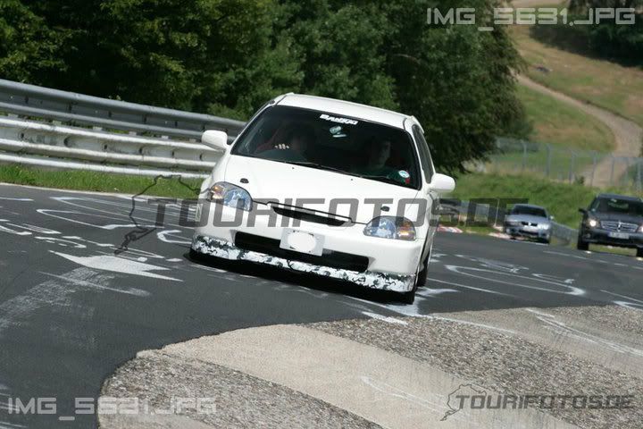 nurburgring2011.jpg