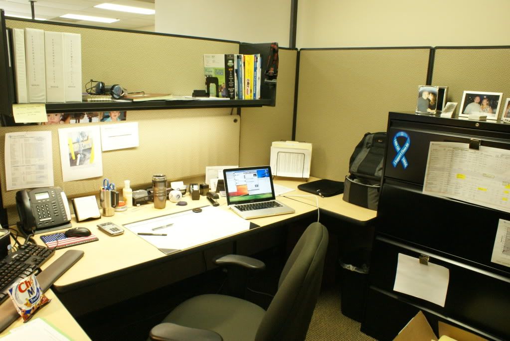 Desk2.jpg