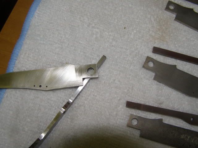 knives695.jpg