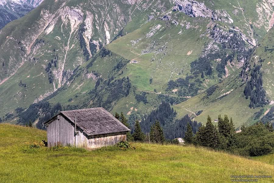 IMAGE: http://i98.photobucket.com/albums/l264/foxbat_gb/austria/lech/6_900.jpg