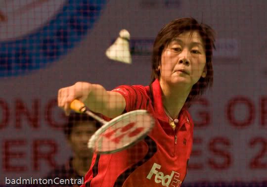 IMAGE: http://i98.photobucket.com/albums/l268/flickserve/2007%20HK%20Open/2007HKOpen-6760.jpg