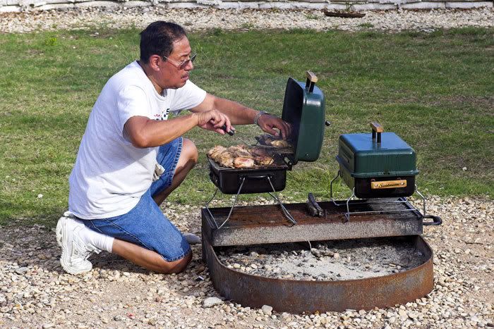 IMAGE: http://i98.photobucket.com/albums/l269/jriggy4439/Misc/CRW_1992-01.jpg