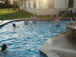 Photobucket - Video and Image Hosting