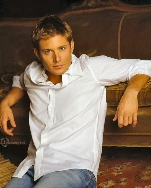 Jensen Ackles is absolutely gorgeous