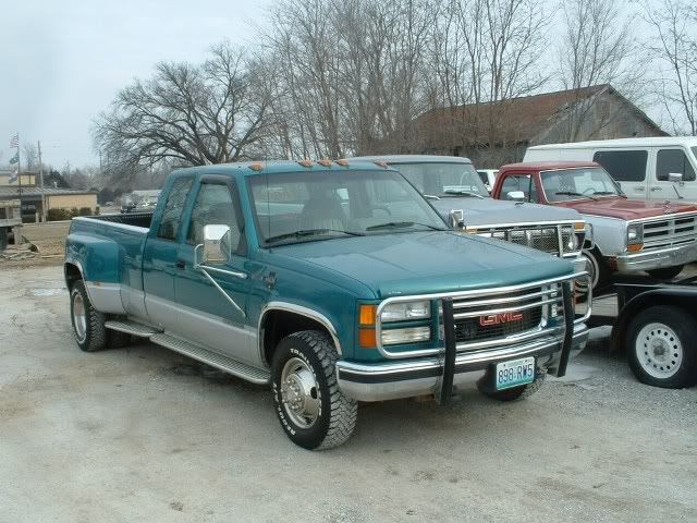 Is this truck worth $8500 I think its a little highIts a 1994 GMC. High Performance Sedan/Cruiser.