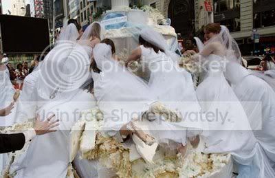 wedding_cake_attack2.jpg