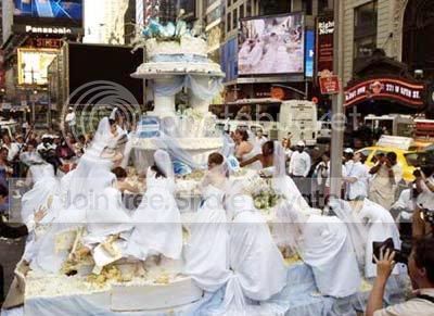 wedding_cake_attack7.jpg