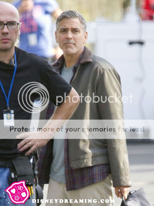 George-Clooney-Tomorrowland-Set-Canada